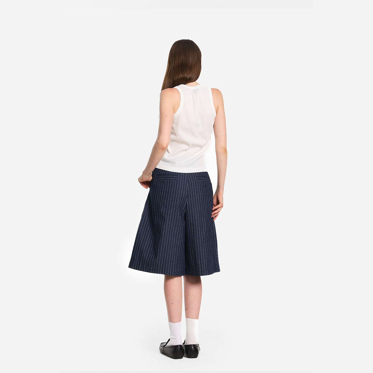 CLASSIC STRIPE DENIM PLEATED SHORTS