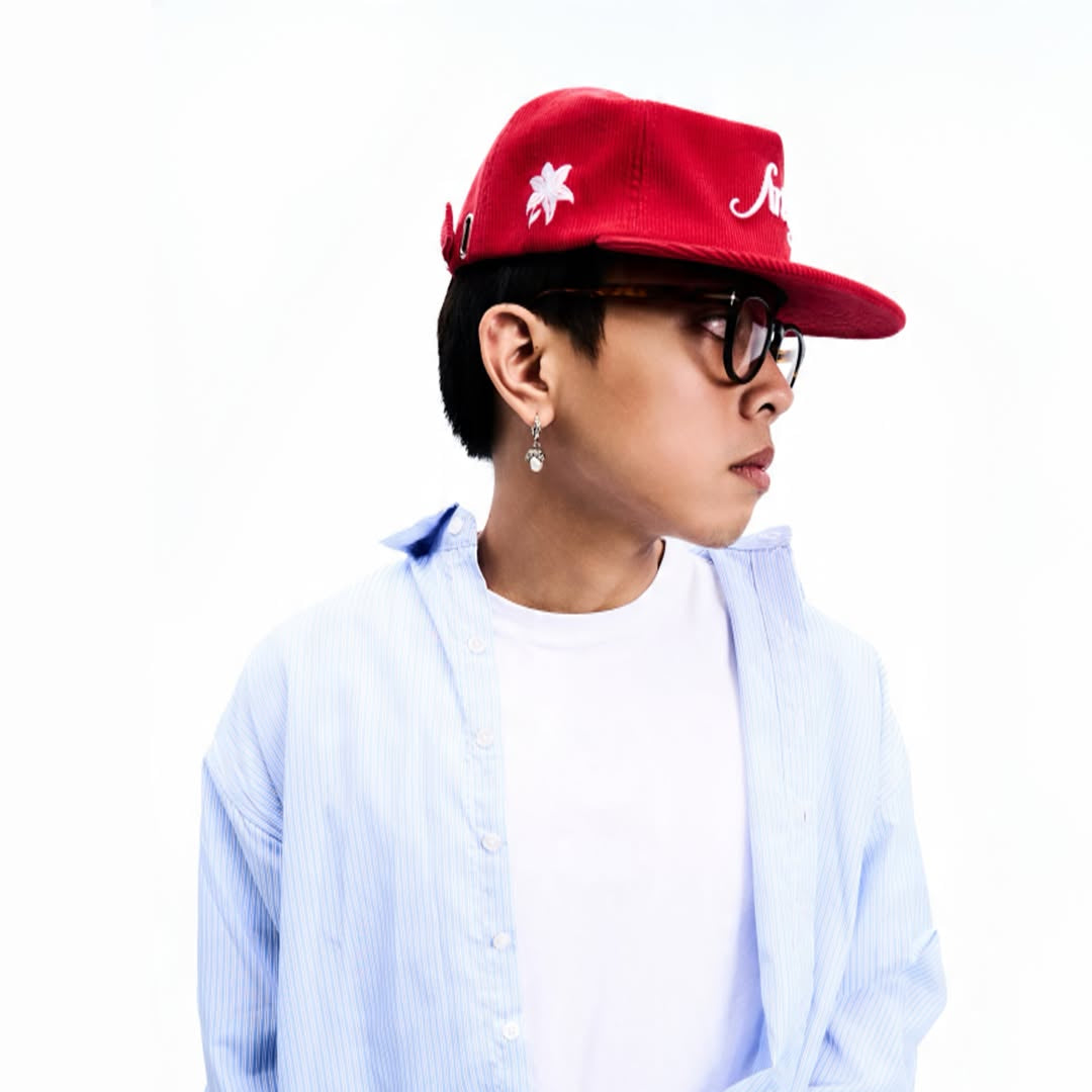 CLASSIC RED CORDUROY CAP