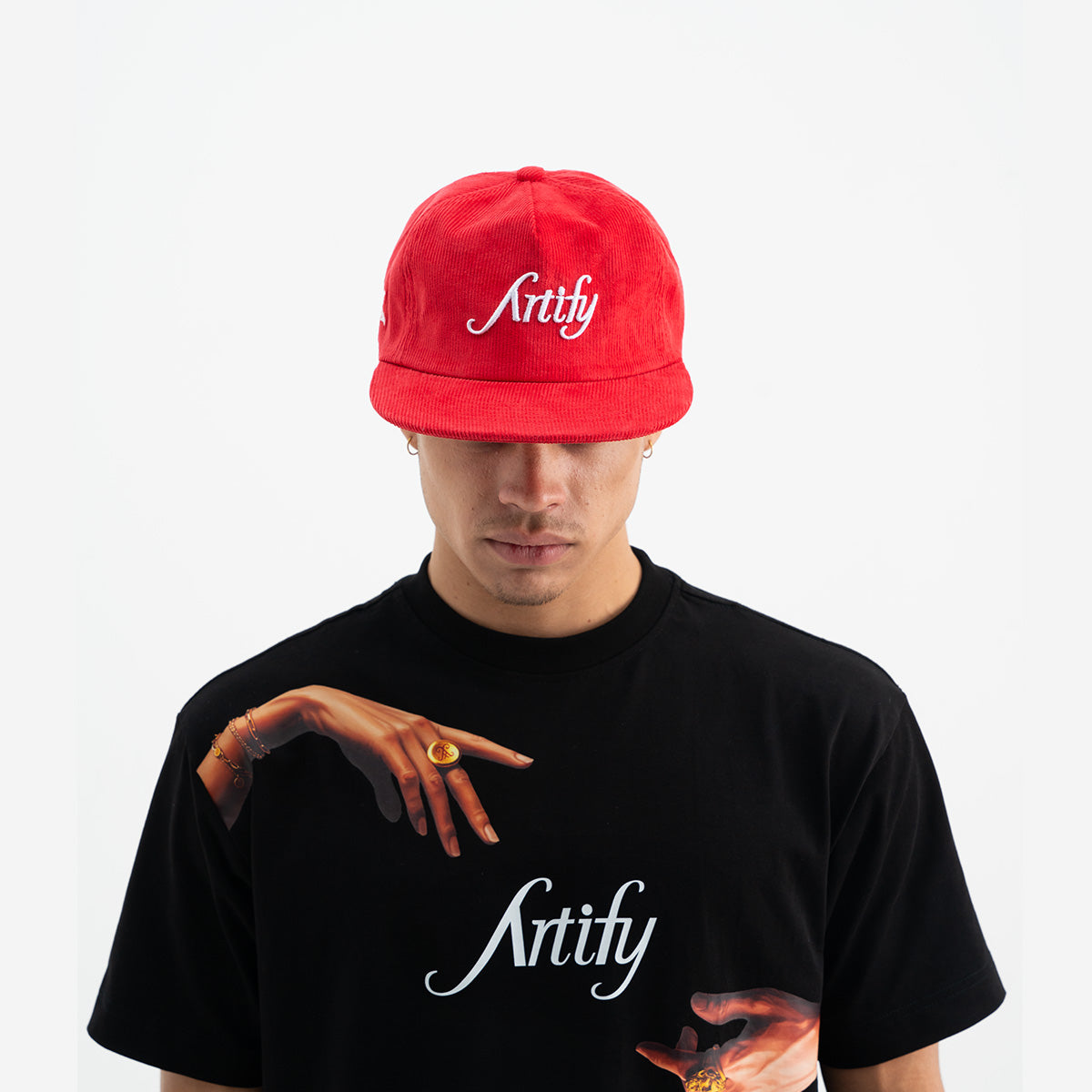 CLASSIC RED CORDUROY CAP